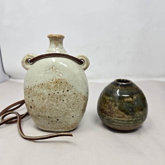 Pottery Handmade Vintage Japenese Small & Medium Vases Tan-leather Tie & Green - Picture 3 of 12